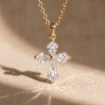 Kite Cross diamond pendant in 18K yellow gold, styled